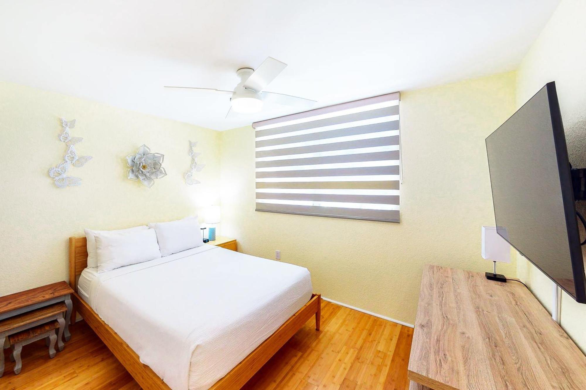 Sunrise Suites Cat Island Suite #205 Key West Room photo