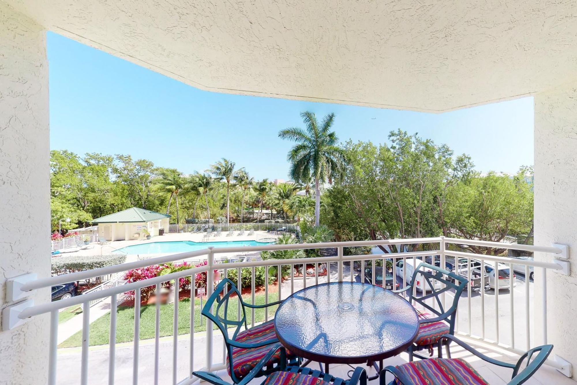 Sunrise Suites Cat Island Suite #205 Key West Room photo